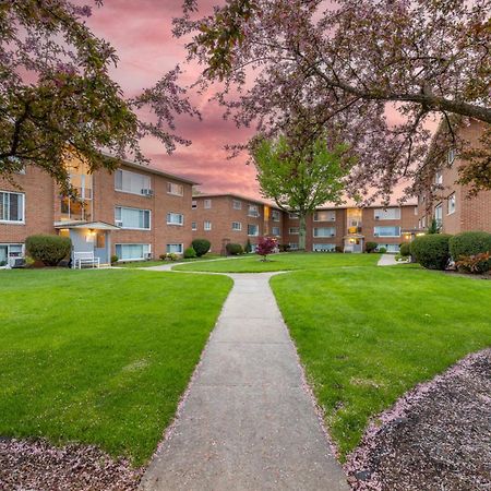 Georgetown Villas 1-1B Close To Cleveland Airport And The Rocky River Valley 페어뷰공원 외부 사진