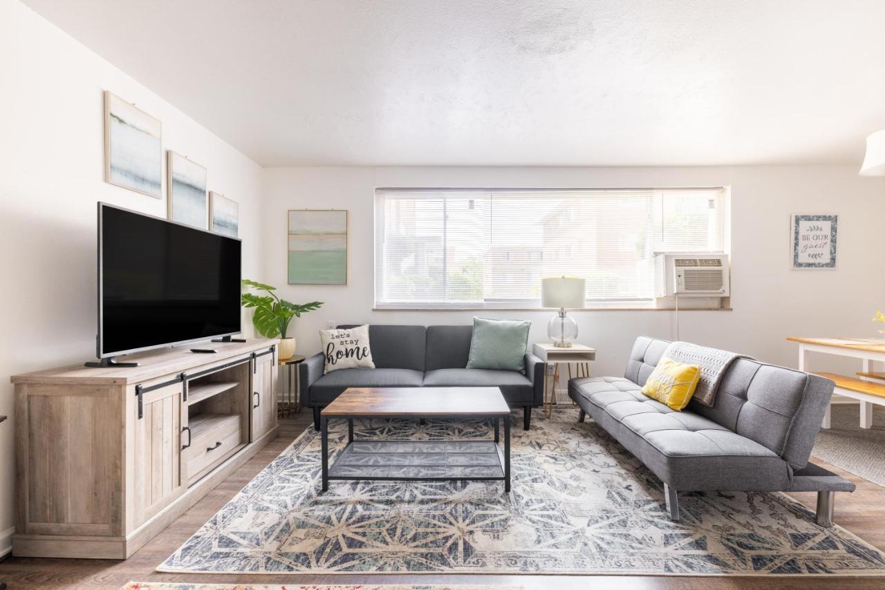Georgetown Villas 1-1B Close To Cleveland Airport And The Rocky River Valley 페어뷰공원 외부 사진